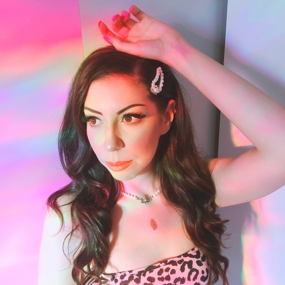 Meet your Posher, Hannah - Picture 10 of 13